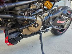 2014 DUCATI MONSTER 1200S Red
