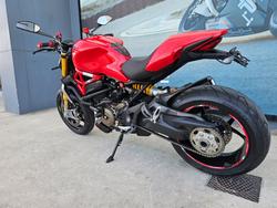 2014 DUCATI MONSTER 1200S Red