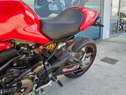 2014 DUCATI MONSTER 1200S Red