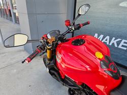 2014 DUCATI MONSTER 1200S Red