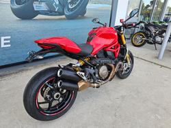 2014 DUCATI MONSTER 1200S Red