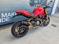 2014 DUCATI MONSTER 1200S Red