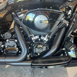 2025 Harley-davidson FLHX STREET GLIDE (117) Vivid Black