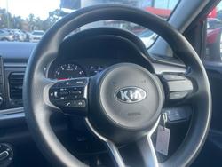 2019 Kia
                Rio S