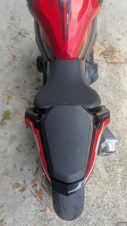 2024 Kawasaki Z900 (ZR900) Red