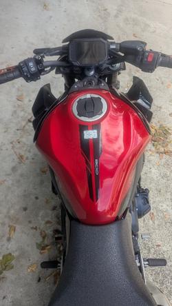 2024 Kawasaki Z900 (ZR900) Red