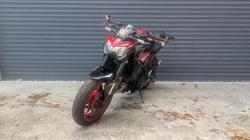 2024 Kawasaki Z900 (ZR900) Red