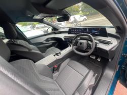 2024 Peugeot 3008 Allure Hybrid