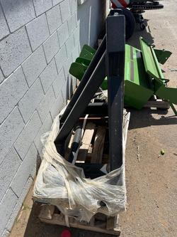 2024 Sturgeon Equipment Scrub Puller