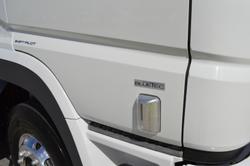 2025 Fuso Shogun FV84 360 White