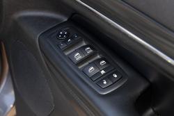 2019 Jeep
                Grand Cherokee Limited