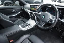 2023 BMW
3 Series 330i Sport Collection