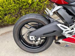 2014 DUCATI 899 PANIGALE Red