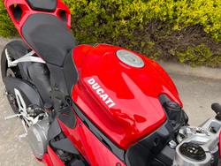 2014 DUCATI 899 PANIGALE Red
