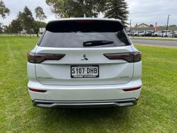 2025 Mitsubishi Outlander Aspire ZM MY25 AWD White Diamond