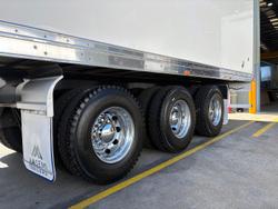 2014 Maxitrans St3 Od 26 Pallet -18 High Cube Reefer 4.3M