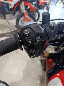 2025 INDIAN SCOUT 101 SUNSET RED