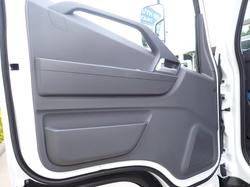 2025 HYUNDAI
                EX10 ELWB