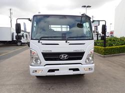 2025 HYUNDAI
                EX10 ELWB