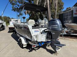 2023 QUINTREX 481 Hornet Pro