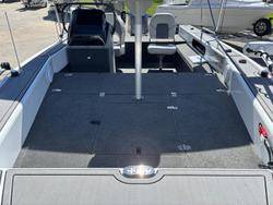2023 QUINTREX 481 Hornet Pro