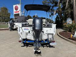 2023 QUINTREX 481 Hornet Pro
