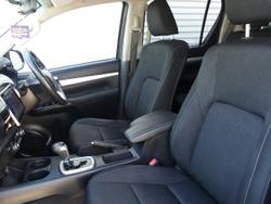 2019 Toyota Hilux SR5