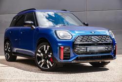 2024 MINI Countryman JCW Favoured