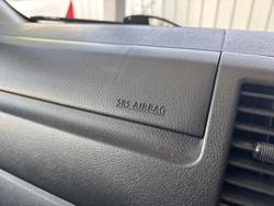 2015 Toyota
                Hiace Commuter