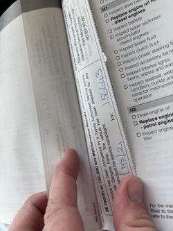 2015 Toyota
                Hiace Commuter