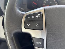 2015 Toyota
                Hiace Commuter