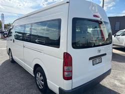 2015 Toyota
                Hiace Commuter