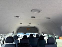 2015 Toyota
                Hiace Commuter