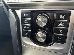 2018 Toyota
                Landcruiser Prado Kakadu