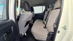 2018 Toyota Hilux SR