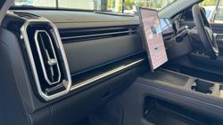 2025 Jaecoo J7 SHS Summit