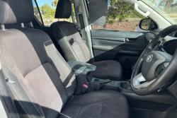 2018 Toyota Hilux SR GUN126R 4X4 Dual Range Glacier White