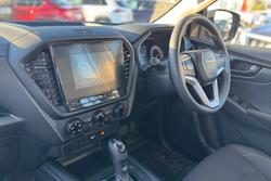 2023 Isuzu D-MAX SX (4x2) HIGH-RIDE RG1 MY23 Mineral White (527)