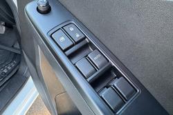 2023 Isuzu D-MAX SX (4x2) HIGH-RIDE RG1 MY23 Mineral White (527)