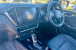 2024 Isuzu D-MAX BLADE MY24 4X4 Dual Range Sunstone Orange (595)