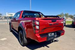 2024 Isuzu D-MAX BLADE MY24 4X4 Dual Range Sunstone Orange (595)