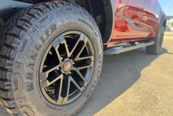 2024 Isuzu D-MAX BLADE MY24 4X4 Dual Range Sunstone Orange (595)