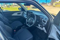 2025 Suzuki
Swift Hybrid GLX