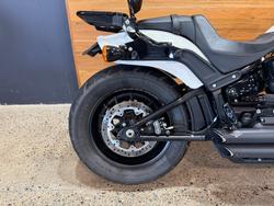 2018 Harley-davidson FXFBS FAT BOB S (114) White