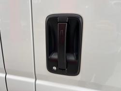 2025 Isuzu N Series NQR 88/80-190 AM C42