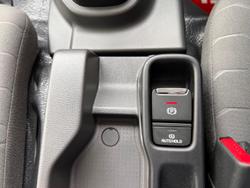 2025 Isuzu N Series NQR 88/80-190 AM C42