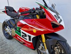 2023 Ducati PANIGALE V2 BAYLISS 20TH ANNIV RED