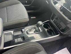 2020 Mitsubishi Outlander ES