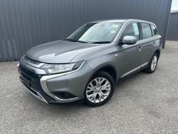 2020 Mitsubishi Outlander ES