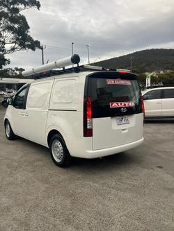 2021 Hyundai STARIA LOAD US4.V1 MY22 Creamy White